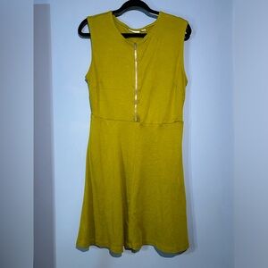 New York & Company Sleeveless Zipper Front Dress Olive Green Size Medium